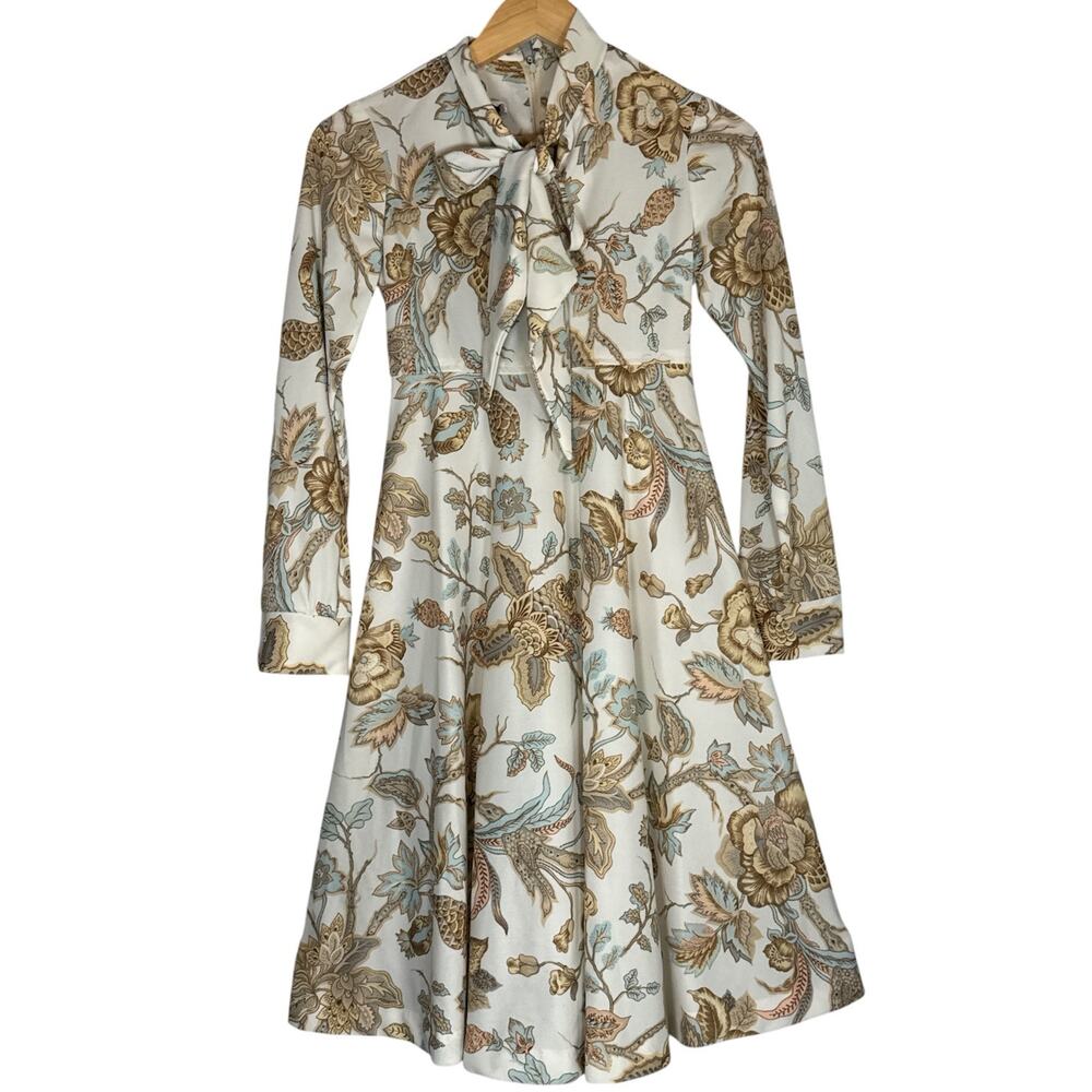 Vintage 70s Floral Paisley Dress Secretary Long Sleeve Tie Neck A-line Cottage